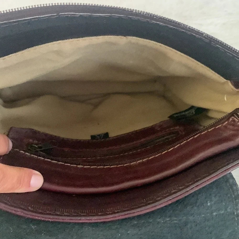 Reginos Dark Brown Leather Crossbody Messenger Bag Adjustable Strap Vintage